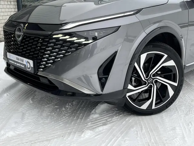 Nissan QASHQAI 1.3 MHEV Xtronic Tekna Plus 2025 Benzine 31