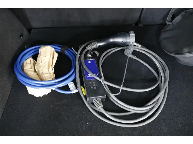 Ford Kuga 2.5 PHEV Vignale 2024 Hybride Benzine 42