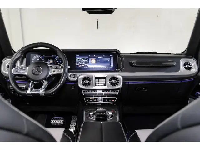 Mercedes-Benz G-Klasse 63 2019 Benzine 32