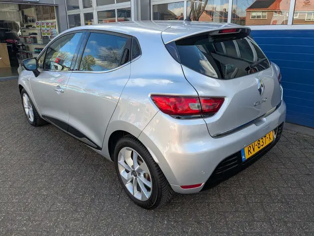 Renault Clio 1.5 dCi Ecoleader Limited 2018 Diesel 15