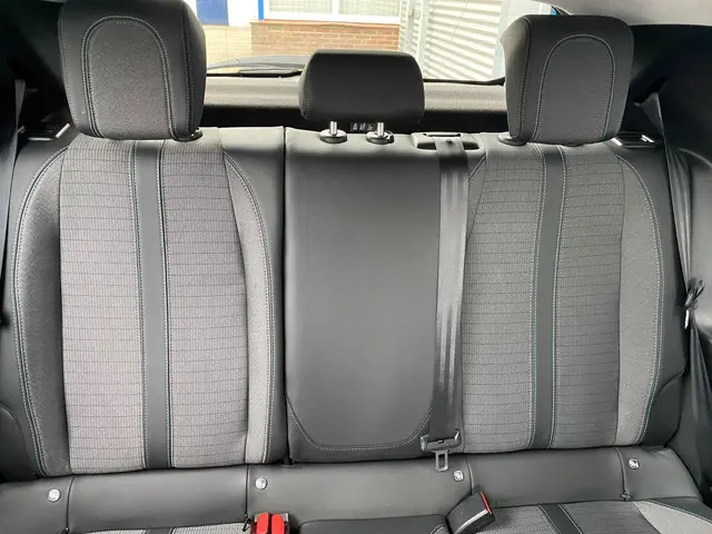 Peugeot 208 1.2 PureTech Allure 2020 Benzine 27