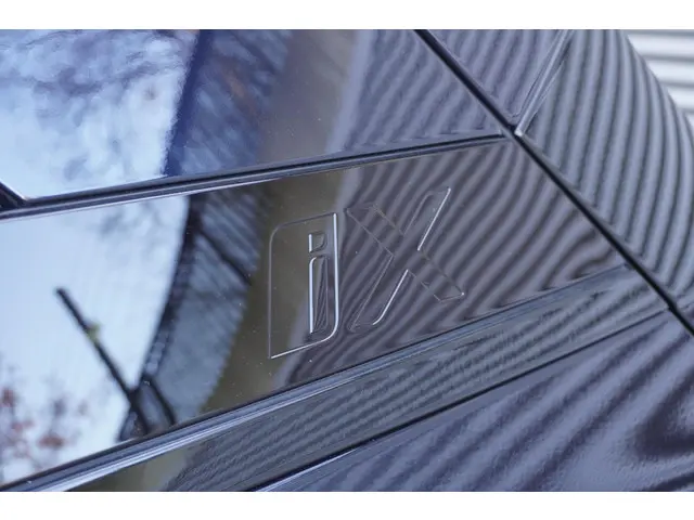 BMW iX xDrive60 2026 Elektrisch 13