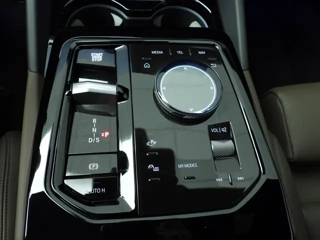 BMW 5 Serie Touring 530e 2024 Hybride Benzine 16