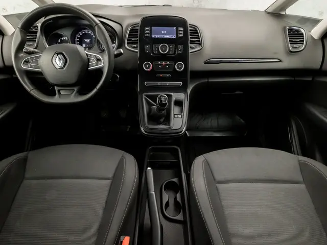 Renault Scénic 1.3 TCe Sport 2018 Benzine 6