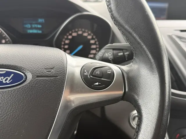Ford Kuga 1.5 Titanium 2014 Benzine 17