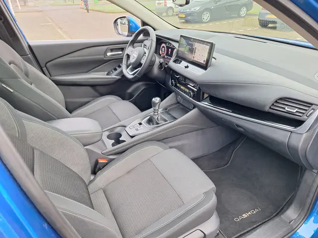 Nissan QASHQAI 1.3 MHEV Business 2023 Hybride Benzine 14