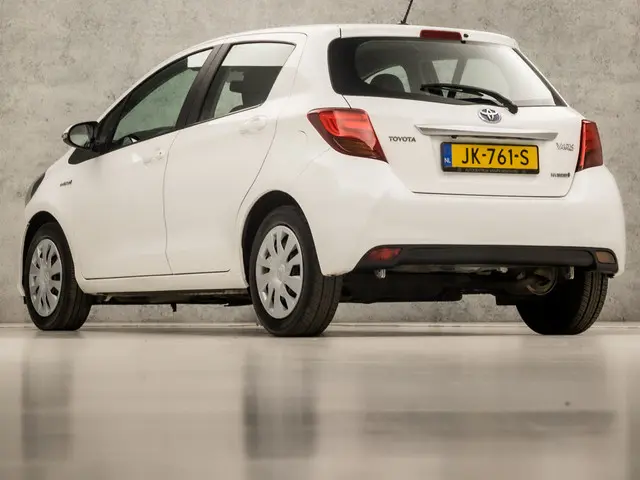 Toyota Yaris 1.5 Hybrid Sport 2016 Hybride Benzine 3