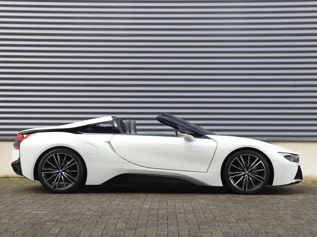 BMW i8 Roadster 2019 Hybride Benzine 10
