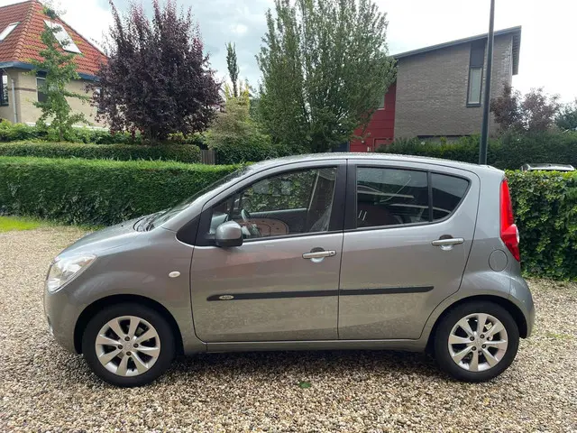Opel Agila 1.0 Berlin 2014 Benzine 3