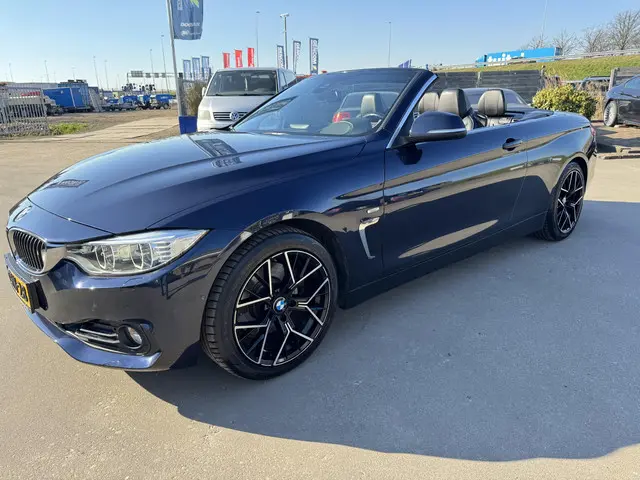 BMW 4 Serie Cabrio 428i High Executive 2015 Benzine 33