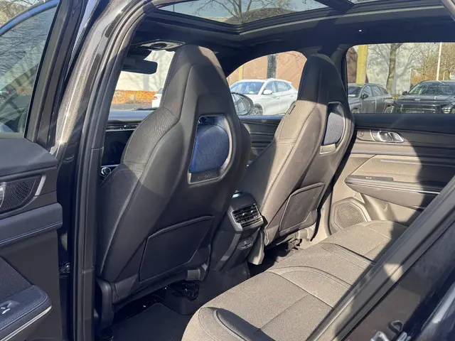 Lynk & Co 01 1.5 2023 Hybride Benzine 11