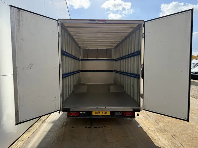 Iveco Daily 35C14 2.3 2021 Diesel 10