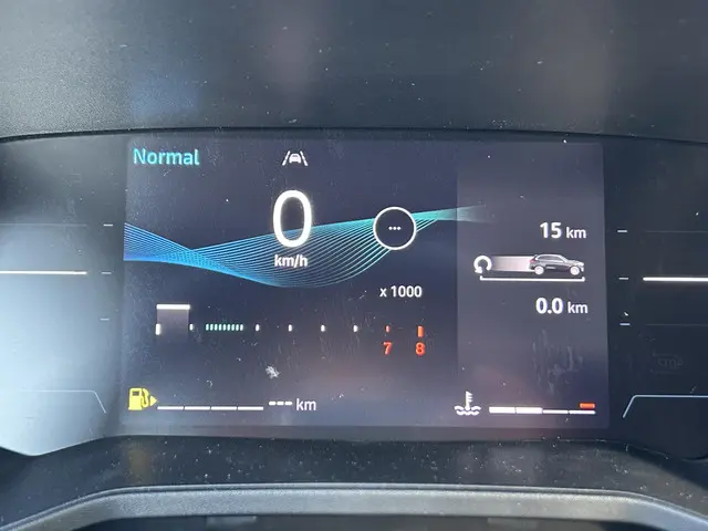 Mitsubishi Colt 1.0T MT First Edition 2025 Benzine 4