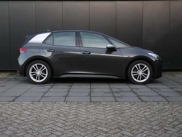 Volkswagen ID.3 First 58 kWh 2020 Elektrisch 4