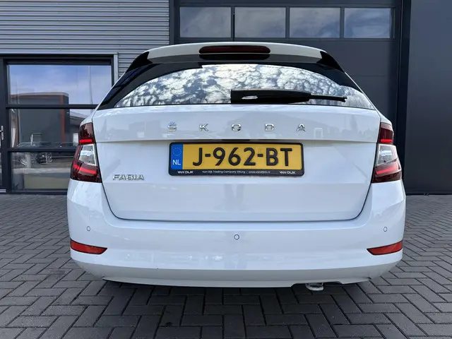 Škoda Fabia Combi 1.0 TSI Sport Business 2020 Benzine 5