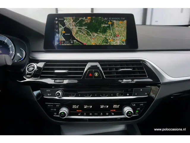 BMW 5 Serie 520i High Exe 2019 Benzine 12