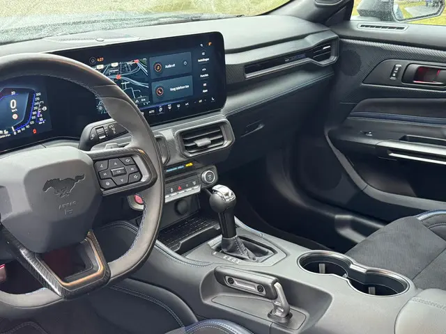 Ford Mustang Fastback GT 5.0 V8 Dark Horse 2024 Benzine 12