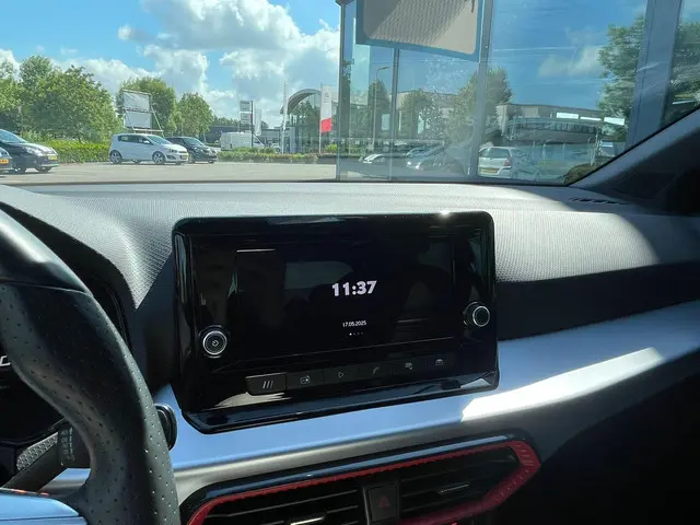 SEAT Ibiza 1.0 EcoTSI FR Business Connect 2024 Benzine 19