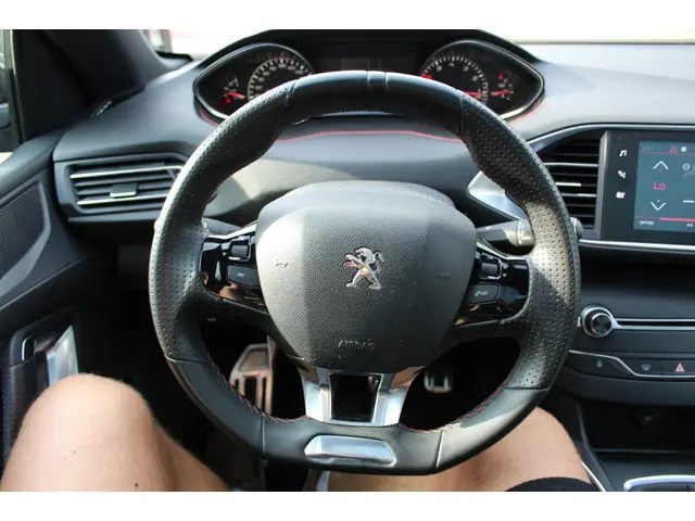 Peugeot 308 SW 1.2 PureTech GT-line 2017 Benzine 13