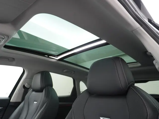 MG Marvel R Luxury 70 kWh 2022 Elektrisch 19