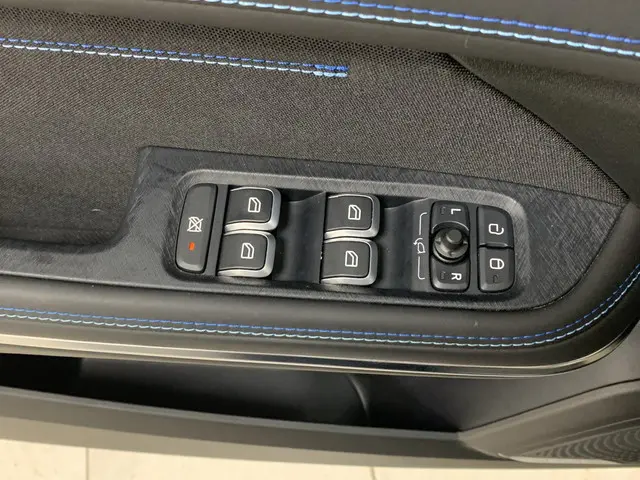 Lynk & Co 01 1.5 2024 Hybride Benzine 20