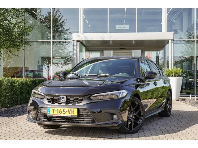 Honda Civic 2.0i e:HEV SPORT 2023 Hybride Benzine 2