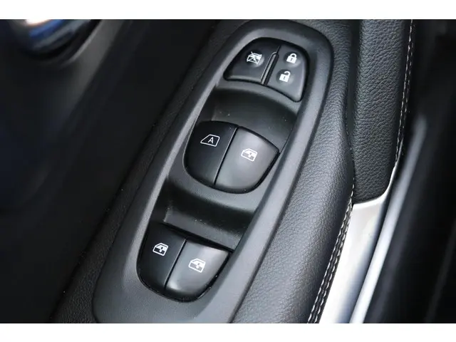 Renault Kadjar 1.2 TCe 130 EDC Bose 2016 Benzine 31