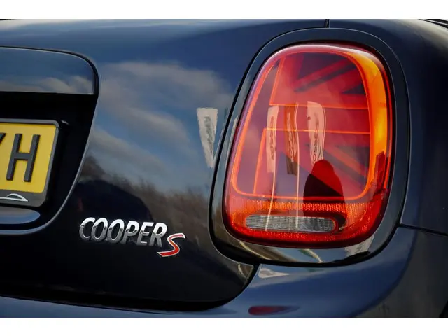MINI Cooper S Cabrio Mini 2.0 Hammersmith 2021 Benzine 36