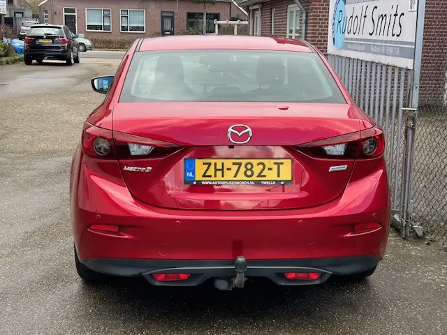 Mazda 3 2.0 SkyActiv-G 120 GT-M 2017 Benzine 4