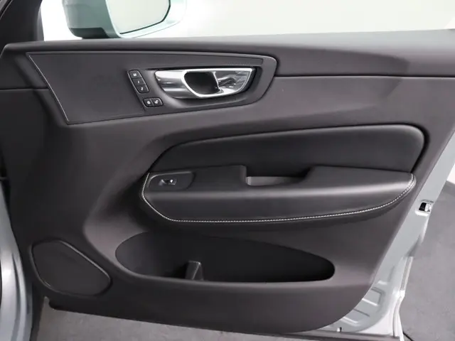 Volvo XC60 2.0 T5 AWD Inscription 2018 Benzine 41