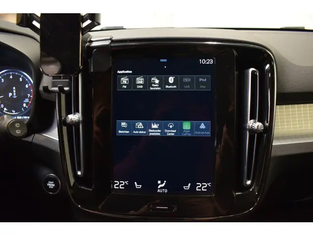 Volvo XC40 T2 130pk AUT8 Momentum BNS 2021 Benzine 13