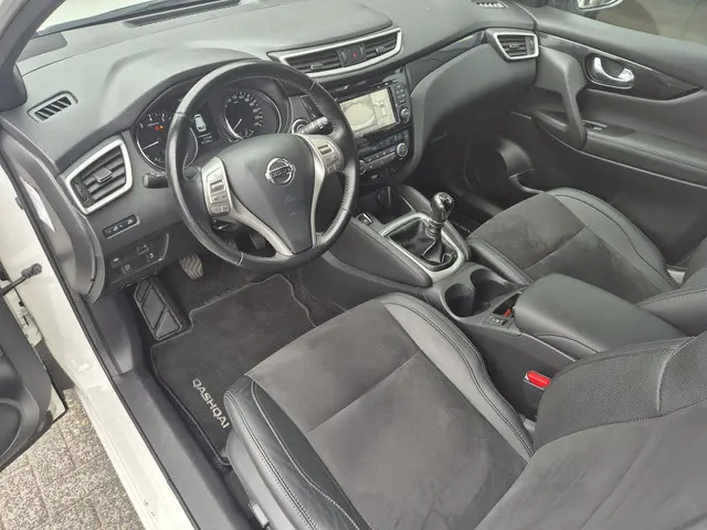 Nissan QASHQAI 1.2 Tekna 2017 Benzine 24