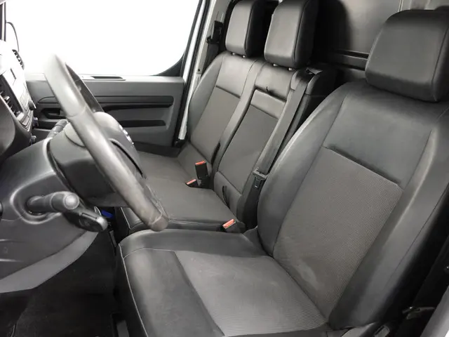 Toyota ProAce 95pk Long L3H1 2018 Diesel 25