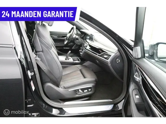 BMW 7 Serie 750Li xDrive High Executive 2015 Benzine 16