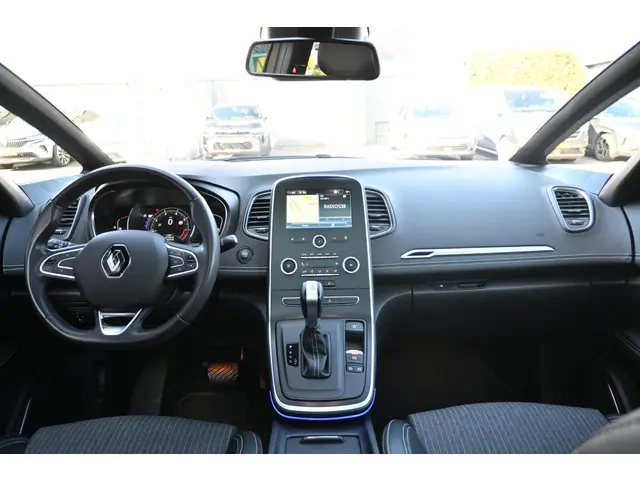 Renault Scénic TCe 140 Intens 2022 Benzine 10