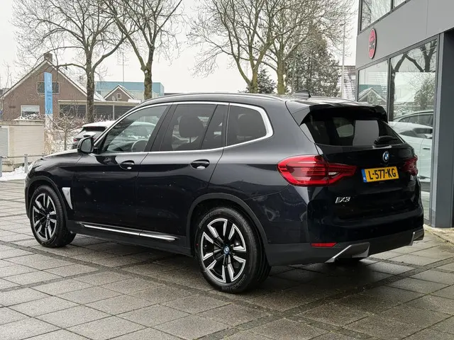 BMW iX3 Aut. Executive 80kWh 2021 Elektrisch 4
