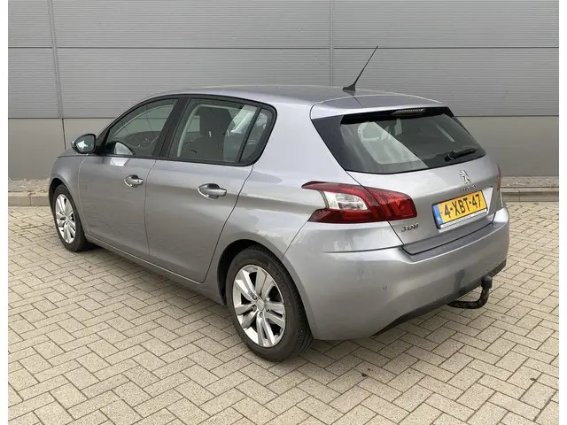 Peugeot 308 1.2 VTi Active 2014 Benzine 3