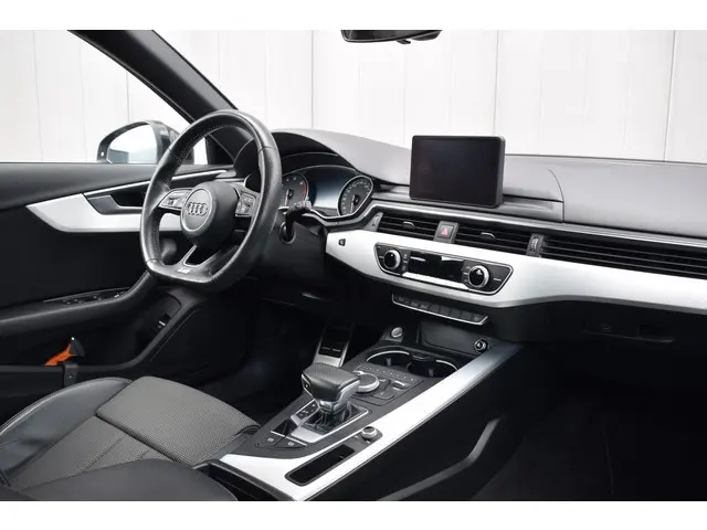Audi A4 2