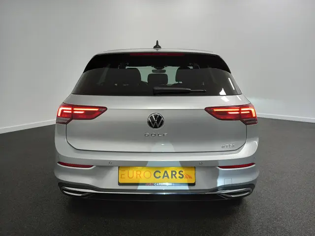 Volkswagen Golf 1.5 eTSI 150pk Style 2021 Benzine 5