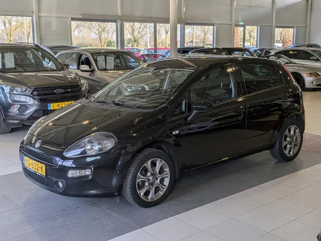 Fiat Punto Evo 0.9 TwinAir Lounge 2016 Benzine 2