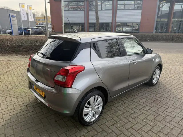 Suzuki Swift 1.2 Automaat Navi Camera 2019 Benzine 5