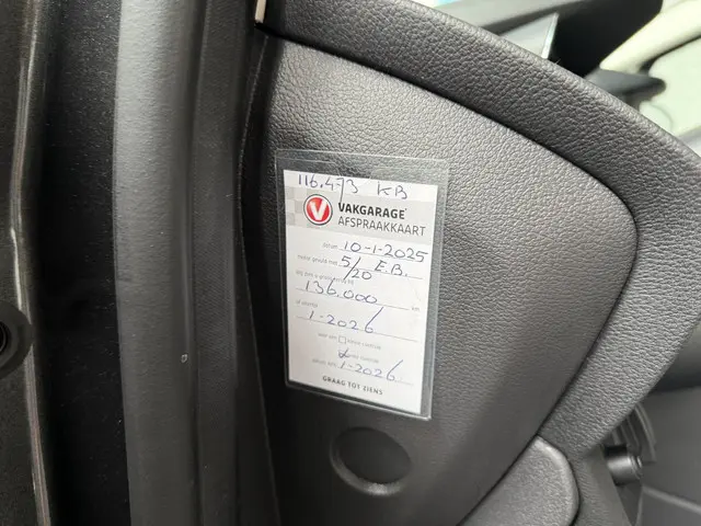 Ford C-MAX 1.5 Titanium 2017 Benzine 11