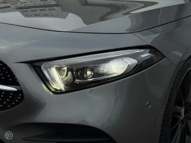 Mercedes-Benz A-Klasse 220 Premium Plus 2020 Benzine 31