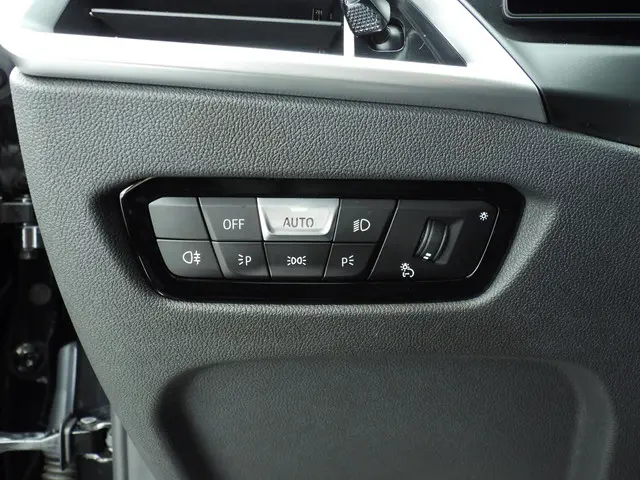 BMW 4 Serie Coupe 420i 2024 Benzine 26