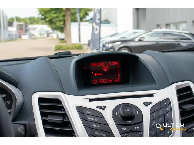 Ford Fiesta 1.25 Titanium 2012 Benzine 11