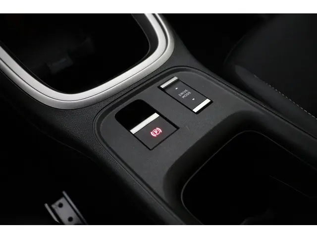 Jeep Avenger 1.2 e-Hybrid Summit 2025 Hybride Benzine 21