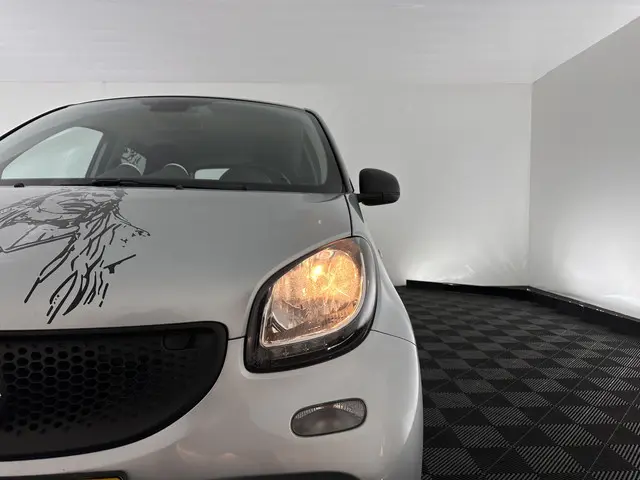 Smart Forfour 1.0 Essential Edition 2015 Benzine 20