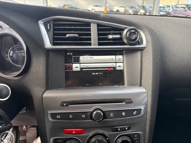 Citroën C4 1.2 PureTech Feel Collection 2017 Benzine 17