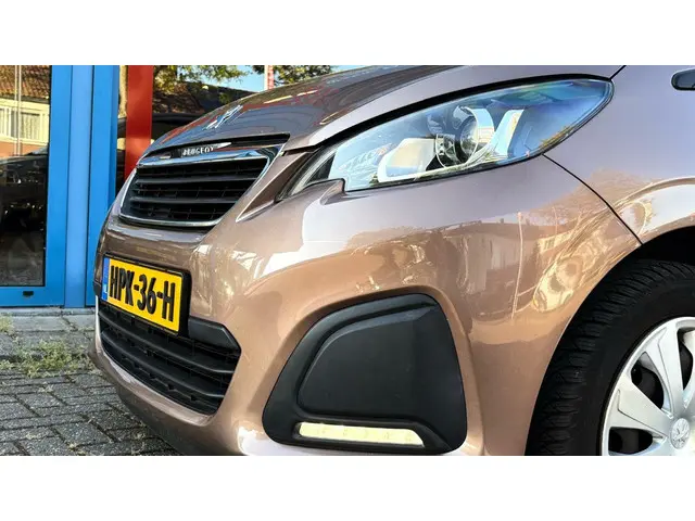 Peugeot 108 1.0 e-VTi Active 2015 Benzine 13