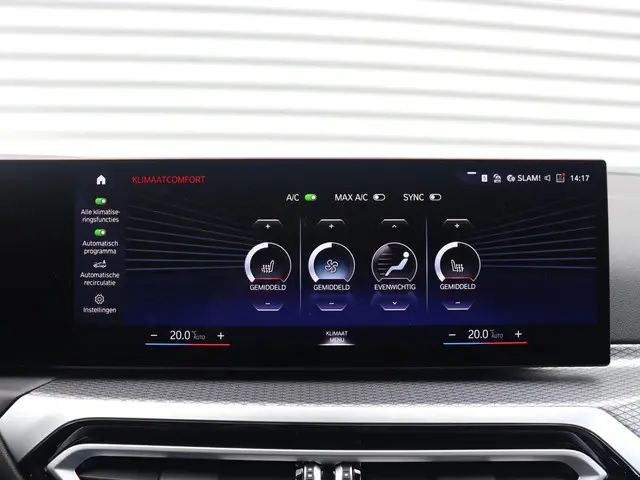 BMW 3 Serie Touring 320e 2023 Hybride Benzine 30